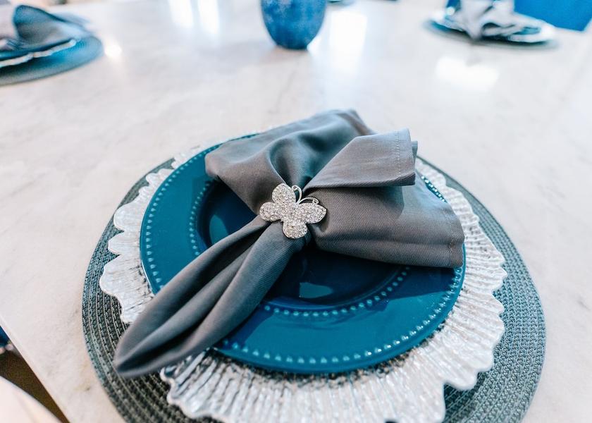 Florida Holly Hill In-Room Dining