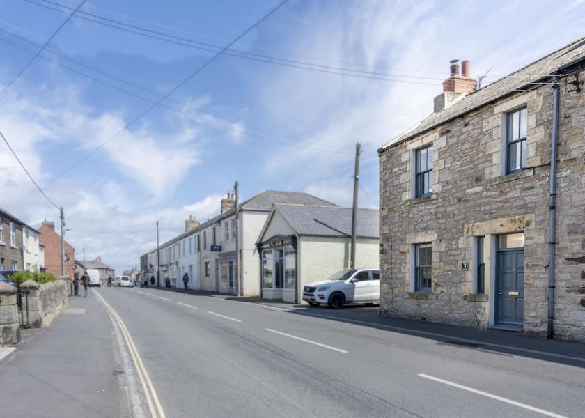 England Seahouses Exterior Detail