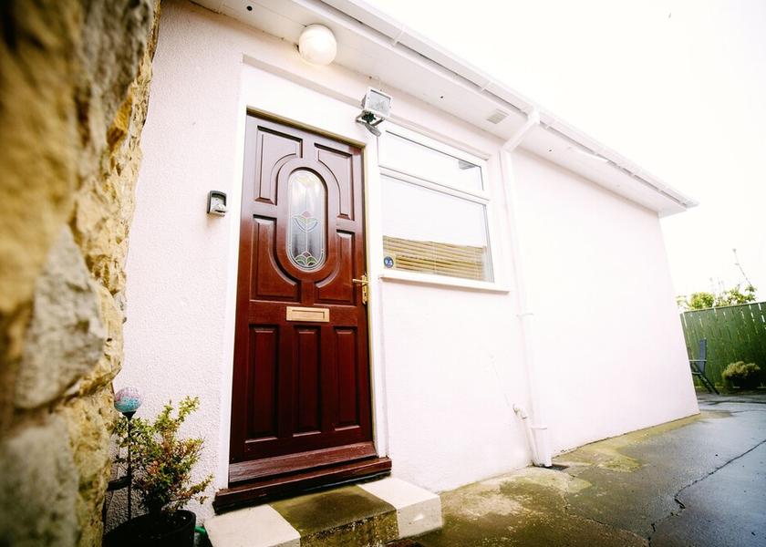 England Seahouses Entrance