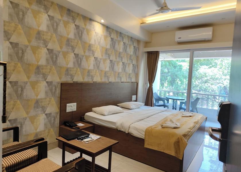 Maharashtra Pune Room