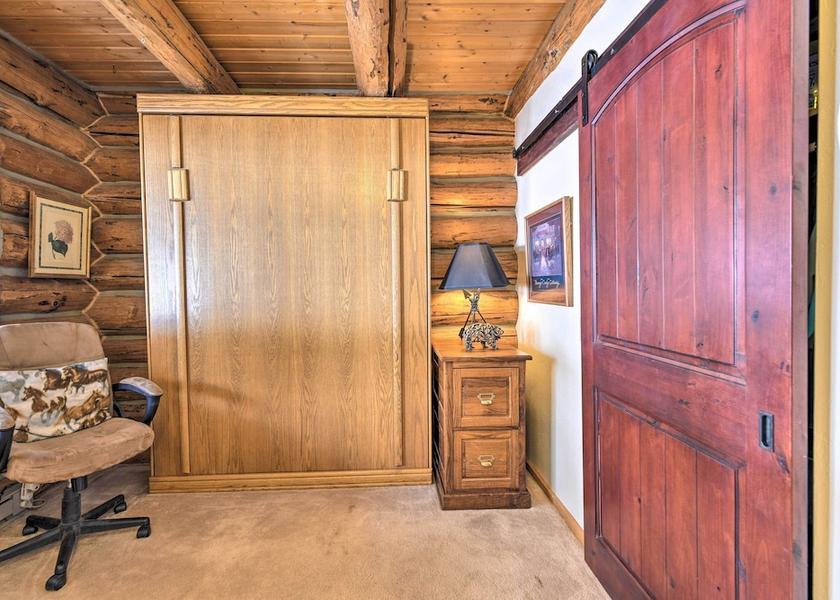 Wisconsin Bayfield Interior Entrance