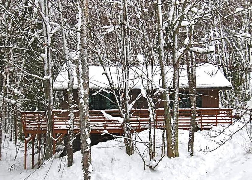 Wisconsin Bayfield Exterior Detail