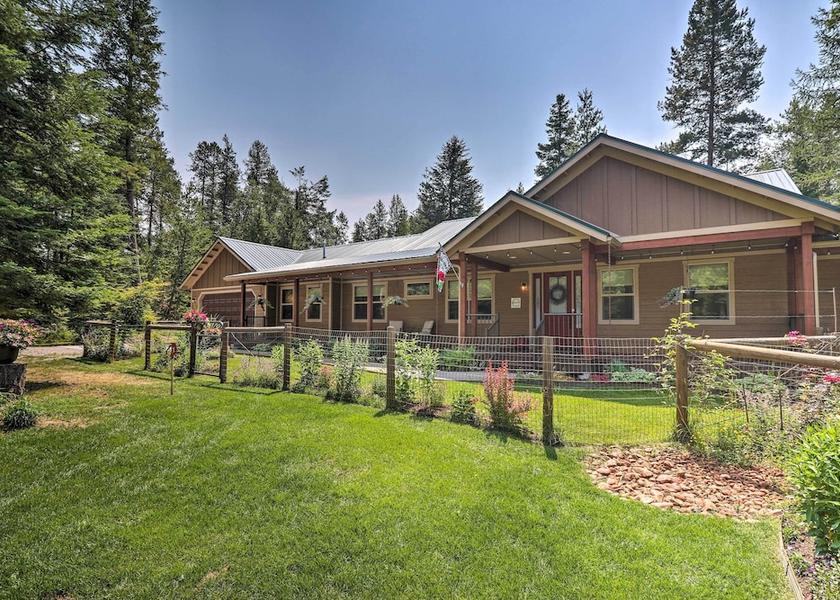 Montana Bigfork Interior Entrance