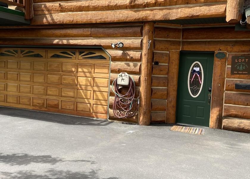 Montana Bigfork Exterior Detail