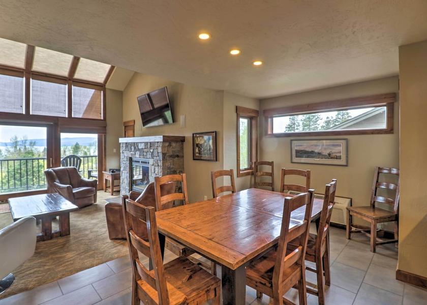 Montana Bigfork Interior Entrance