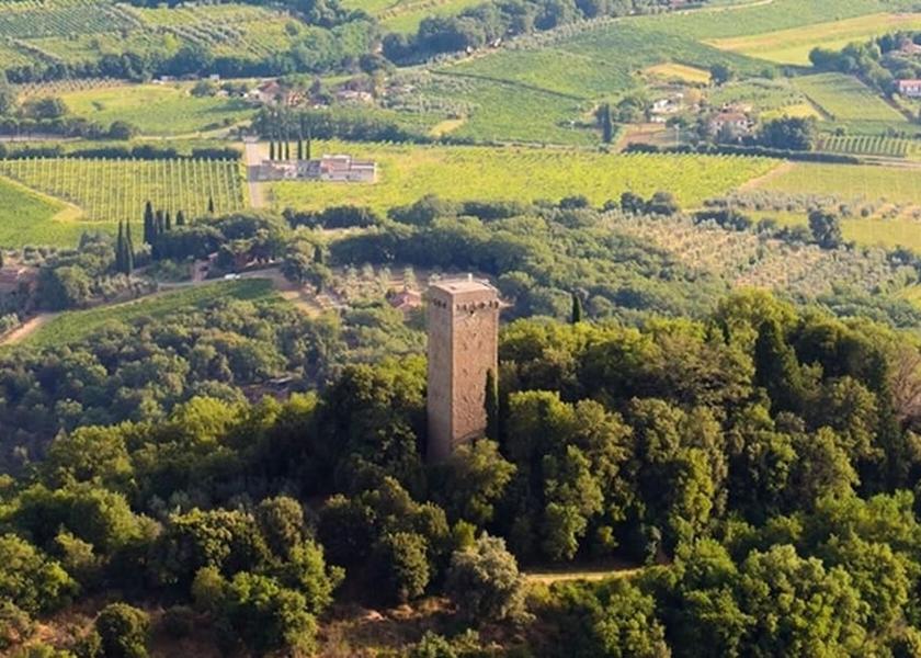Tuscany Pergine Valdarno Exterior Detail
