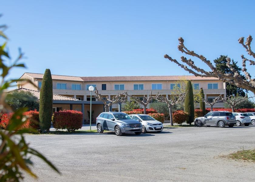 Provence-Alpes-Côte d'Azur Pernes-les-Fontaines Parking