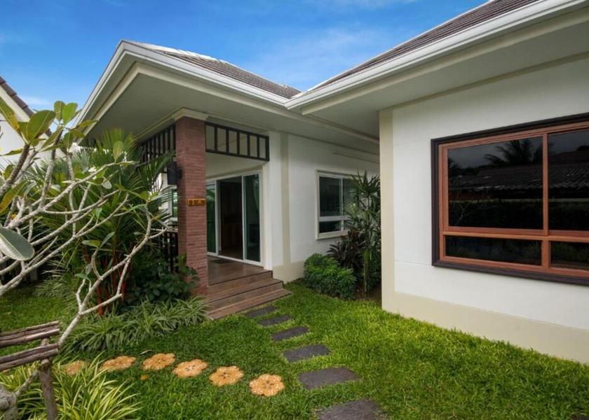 Phuket Rawai Exterior Detail