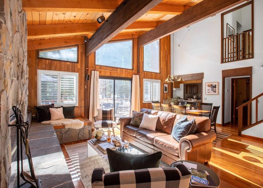 California Carnelian Bay Living Area