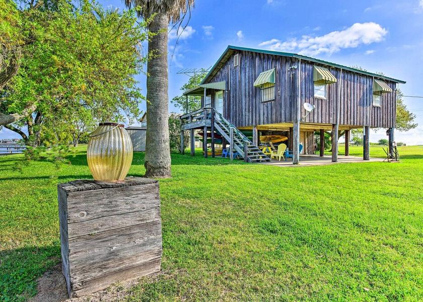 Texas Palacios Interior Entrance