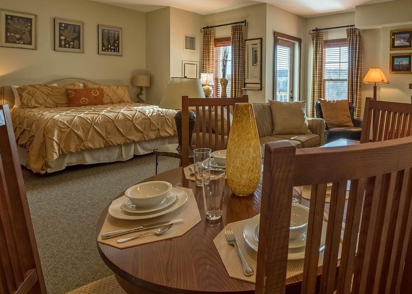 West Virginia Snowshoe Room