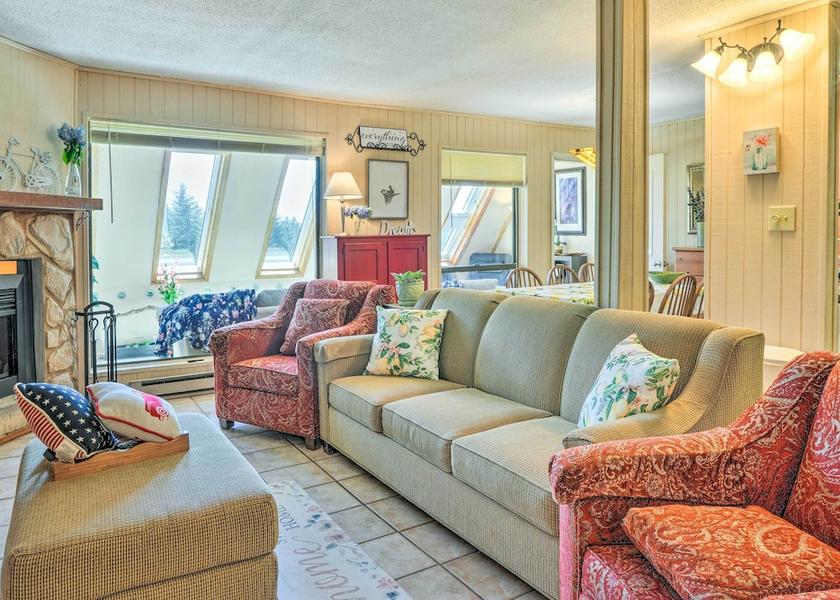 West Virginia Snowshoe Interior Entrance