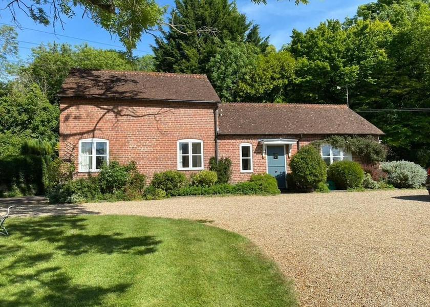 England Pewsey Primary image