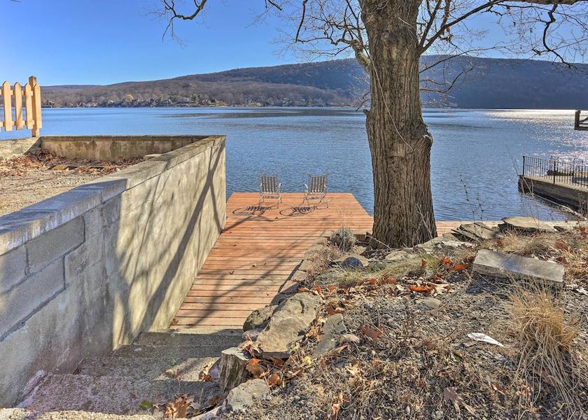 New York Greenwood Lake Interior Entrance