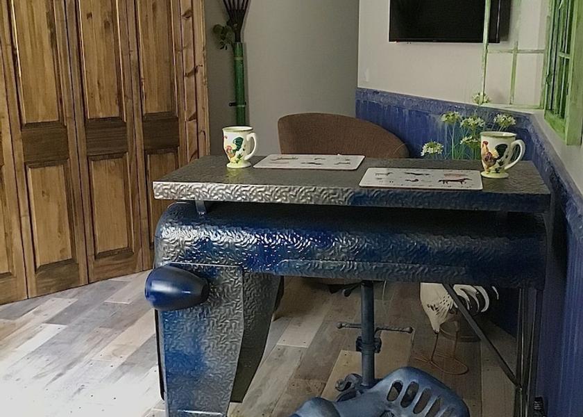 England Holmfirth Living Area