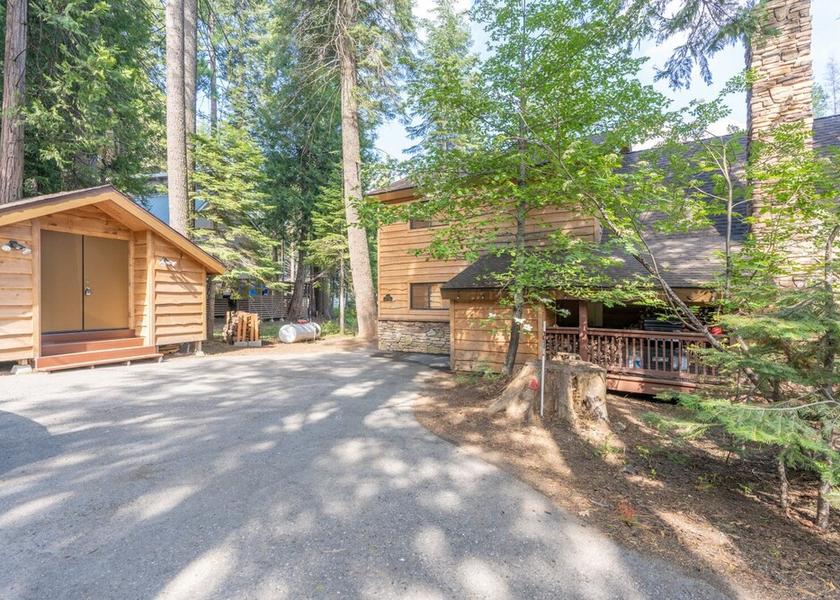 California Shaver Lake Exterior Detail