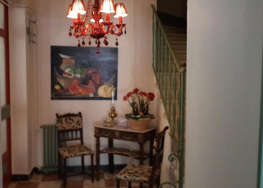 Occitanie Cazaubon Interior Entrance