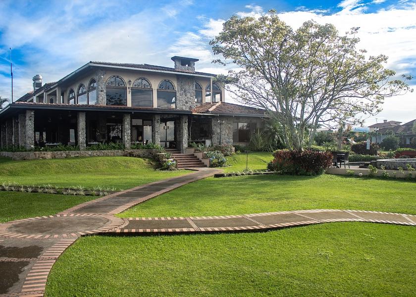 Chiriqui Boquete Courtyard