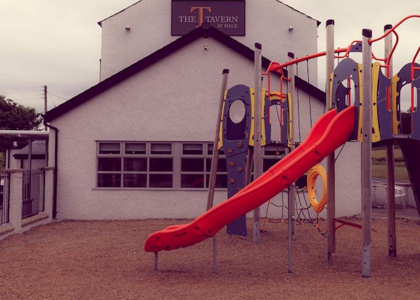 England Milnthorpe Exterior Detail