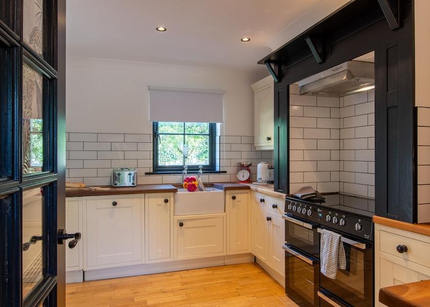 England Chathill Kitchen