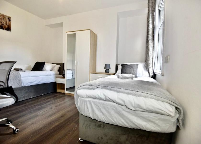 Wales Pontypridd Room