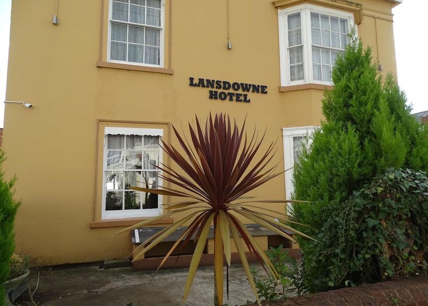 England Royal Leamington Spa Exterior Detail