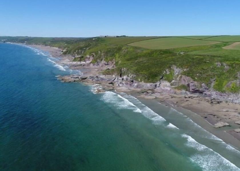 England Torpoint Exterior Detail