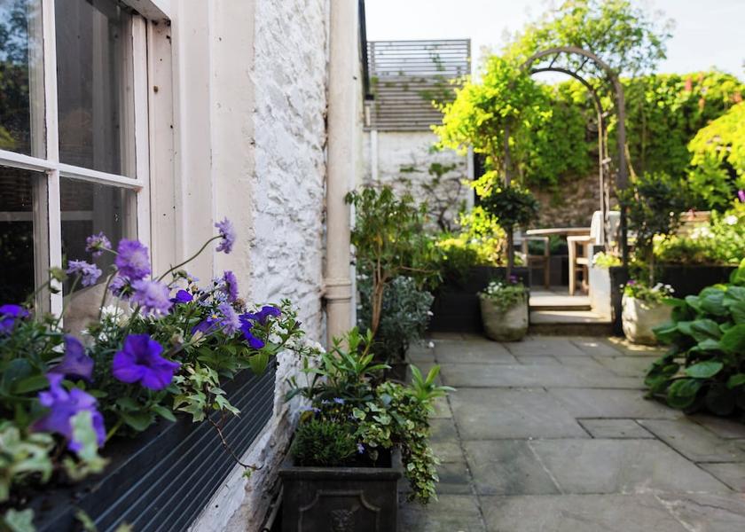 England Torpoint Property Grounds