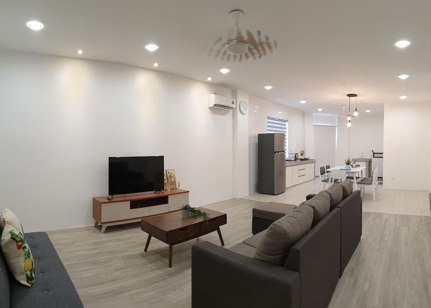 Sabah Tawau Interior Entrance