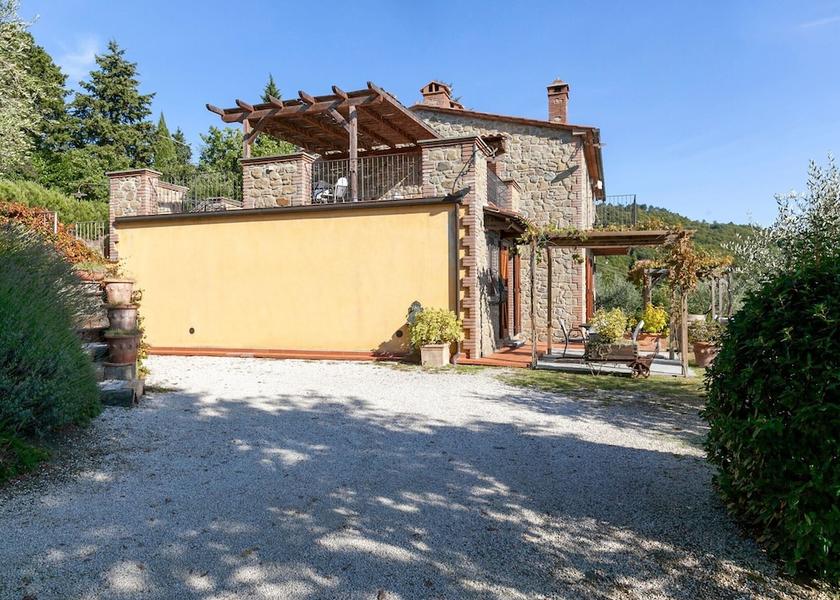 Umbria Lisciano Niccone Exterior Detail