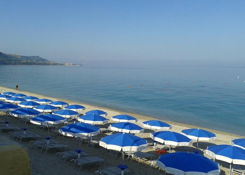 Calabria Zambrone Exterior Detail