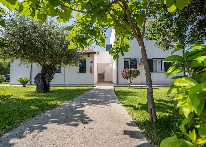 Calabria Zambrone Entrance