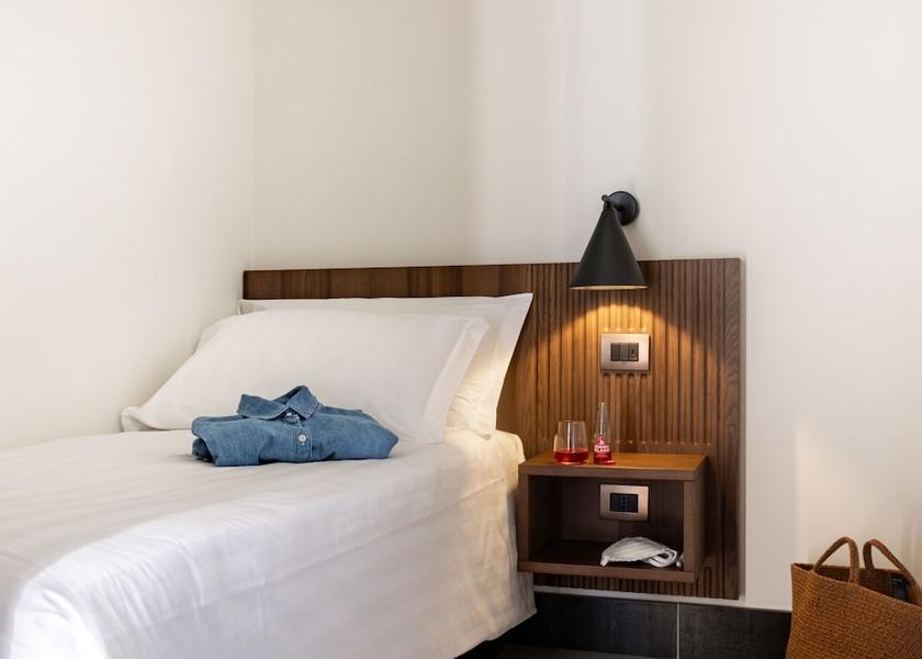 Calabria Zambrone Room