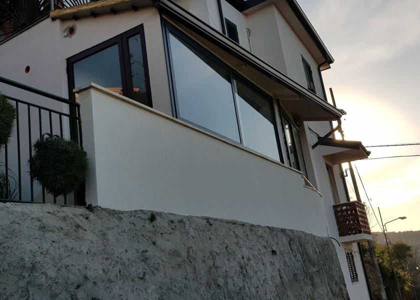 Calabria Zambrone Exterior Detail