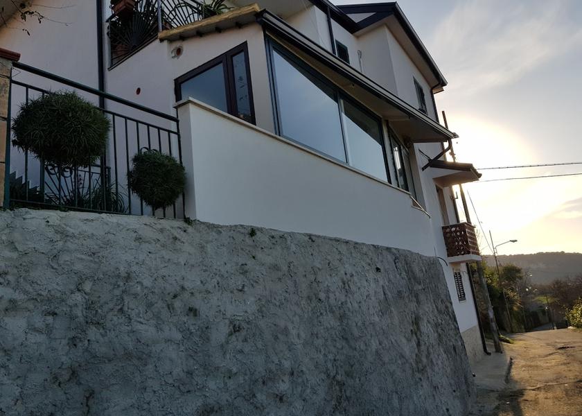 Calabria Zambrone Exterior Detail