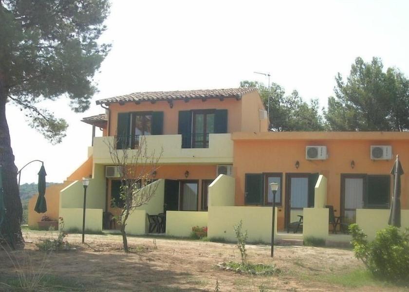 Calabria Zambrone Facade