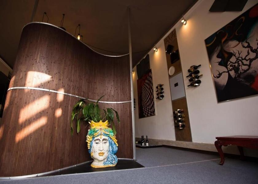 Sicily Vizzini Interior Entrance