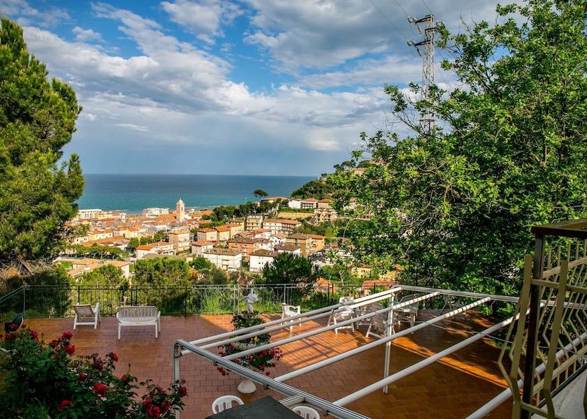 Marche Cupra Marittima Terrace