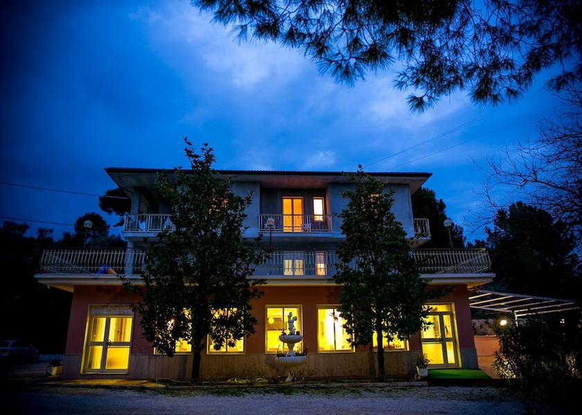 Marche Cupra Marittima Facade