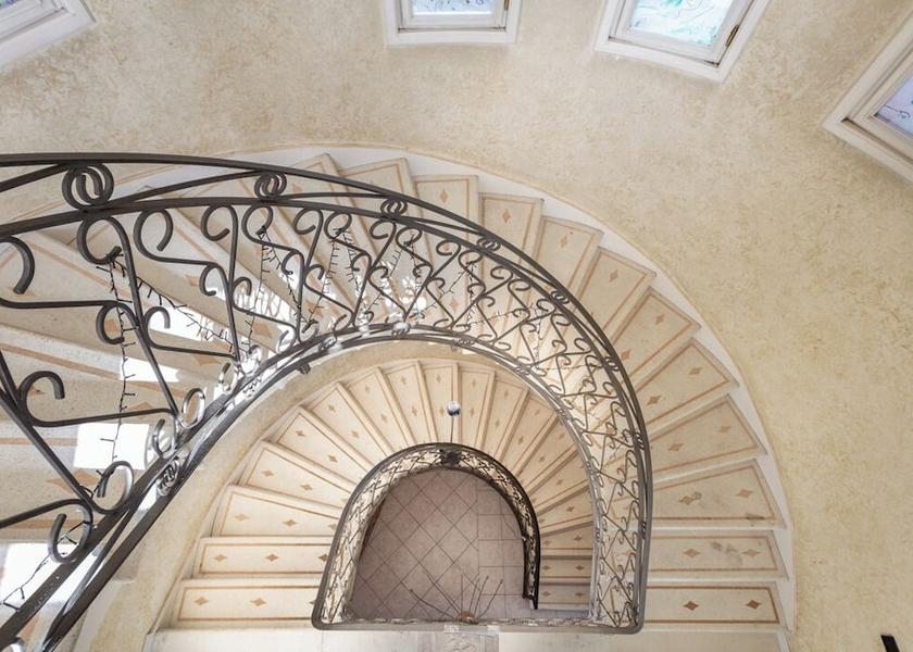 Lombardy Lainate Interior Entrance