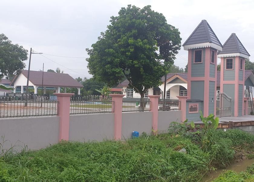 Selangor Sungai Buloh Exterior Detail