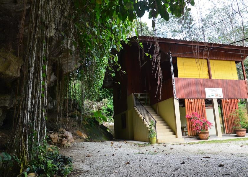 Kelantan Gua Musang Facade