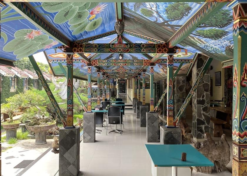  Borobudur Interior Entrance