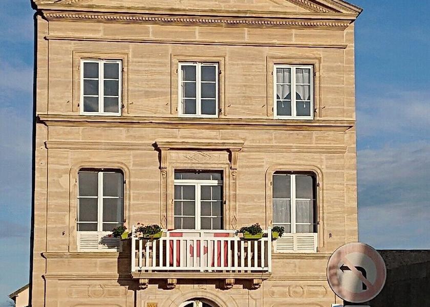 Normandy Courseulles-sur-Mer Facade