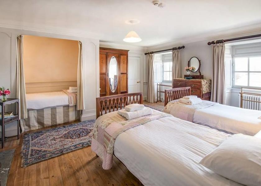 Scotland Eyemouth Room