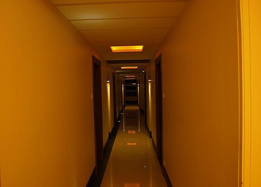 Maharashtra Pune Hallway
