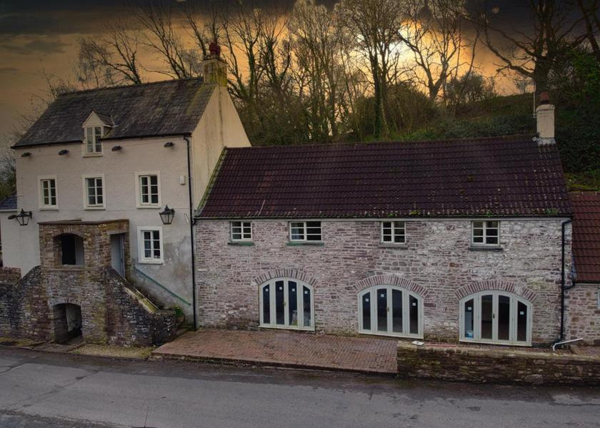 England Lydney Hotel Exterior