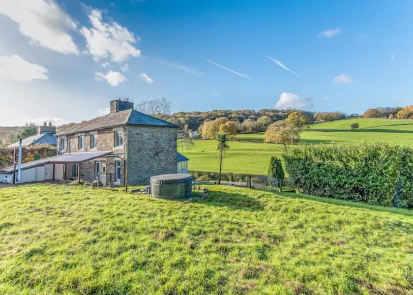 England Lydney Exterior Detail