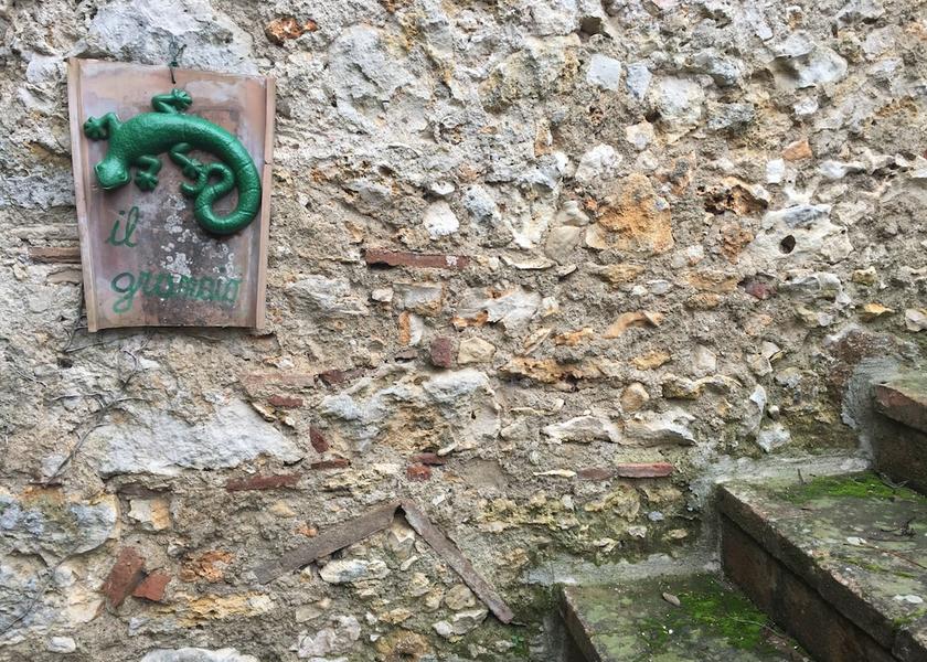 Umbria Amelia Entrance