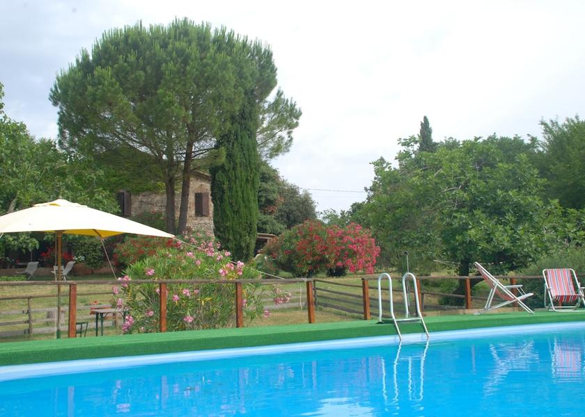 Umbria Amelia Exterior Detail